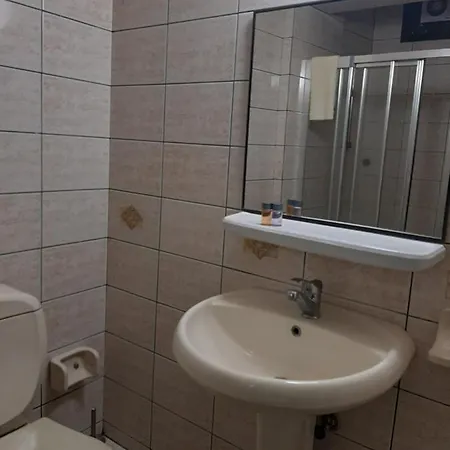 Antik אתר קמפינג